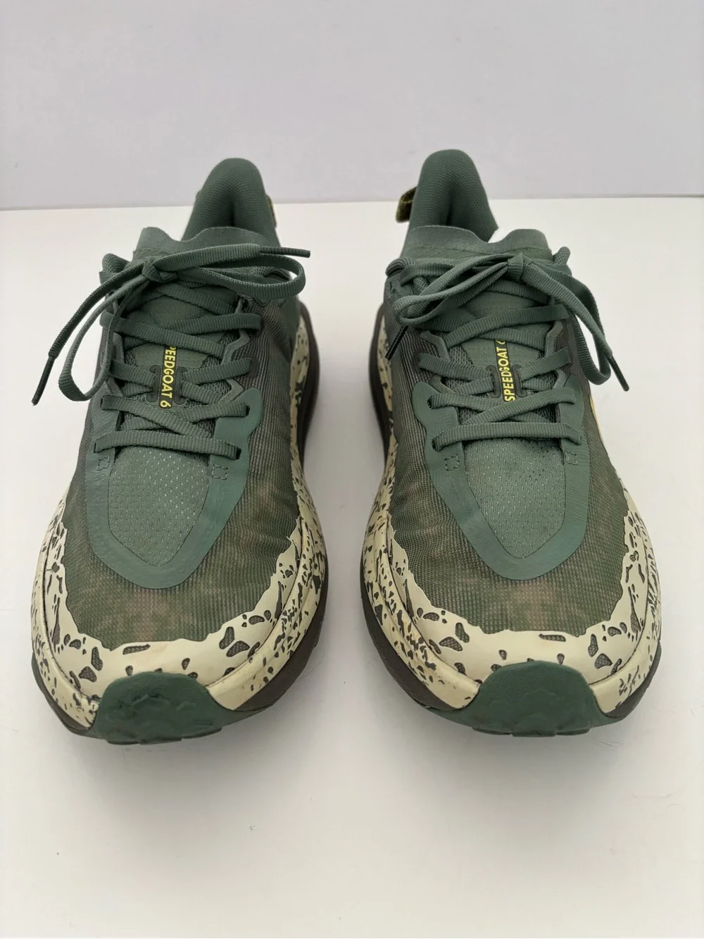 Hoka Speedgoat 6 Wide Trail Running Sneakers  Size 10